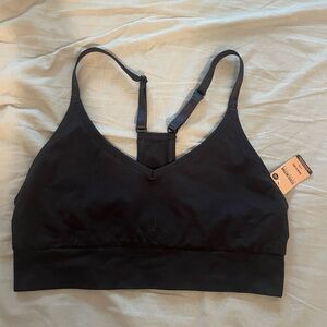 NWT PINK Active Seamless Black Sports Bra